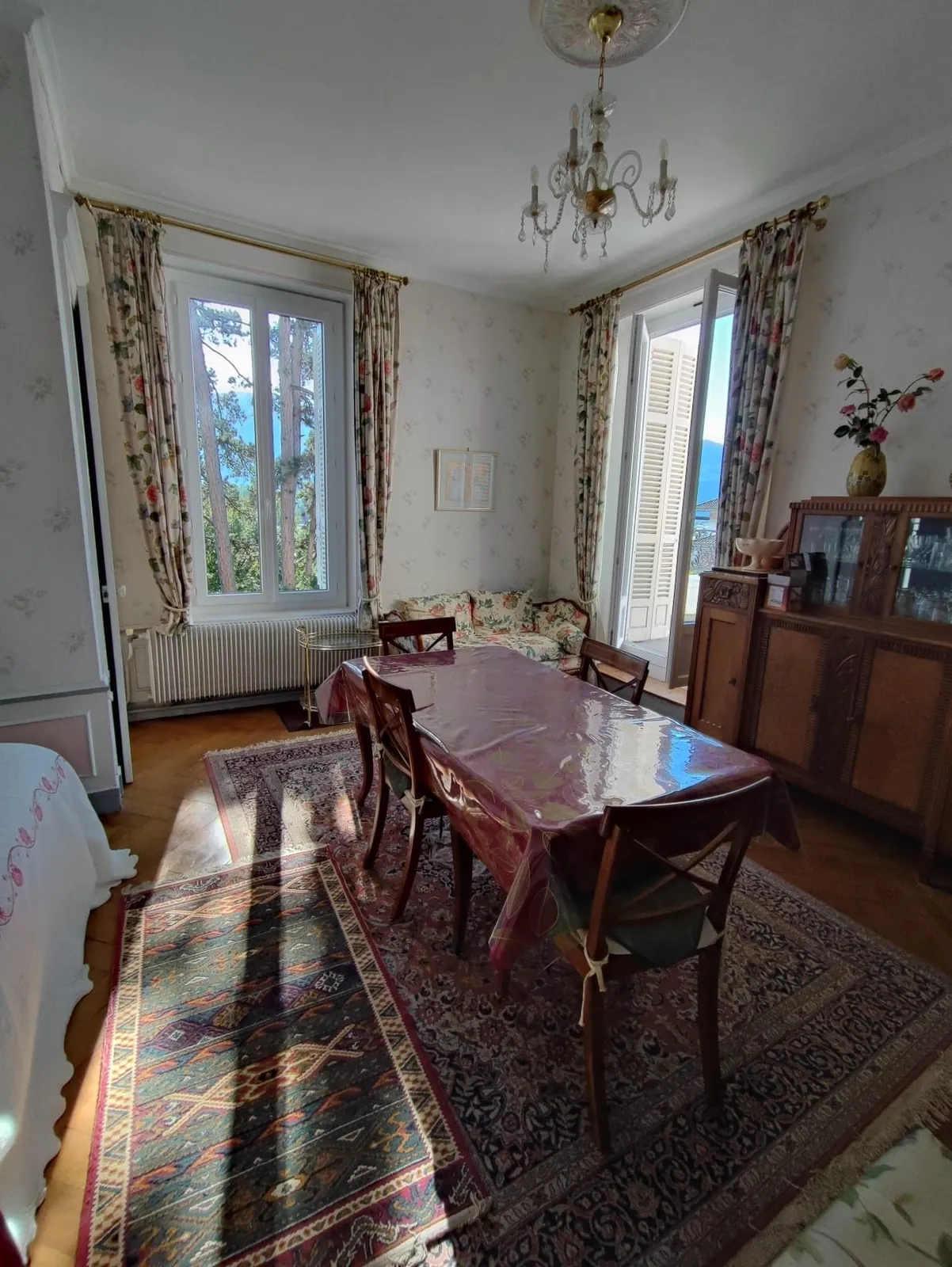 Grand appartement — 2ᵉ étage